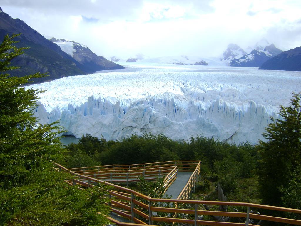 Latorre Aparts El Calafate Exterior photo